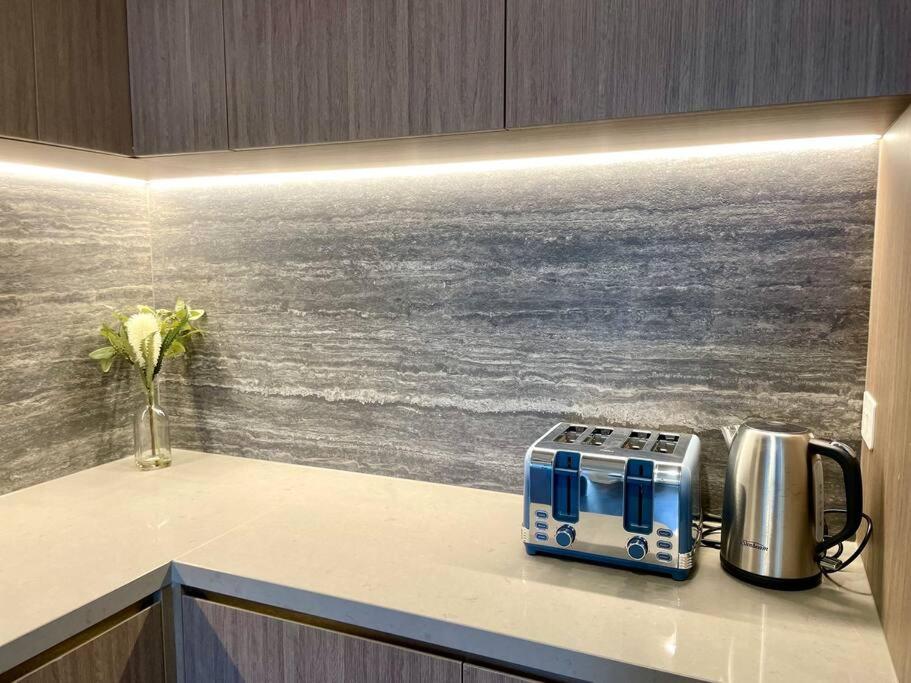 Luxury Stunning Riverview 1 Bedroom Apt 479F Gold Coast Eksteriør bilde