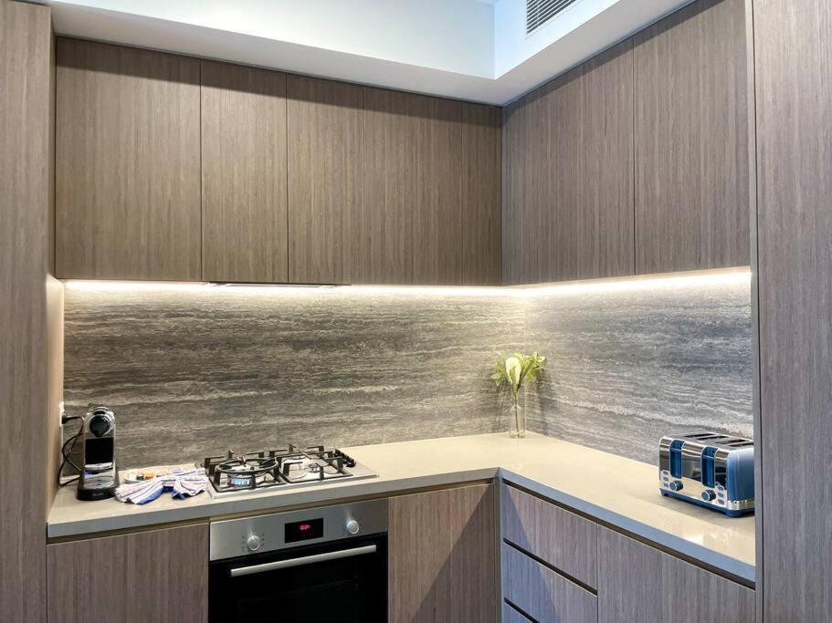 Luxury Stunning Riverview 1 Bedroom Apt 479F Gold Coast Eksteriør bilde